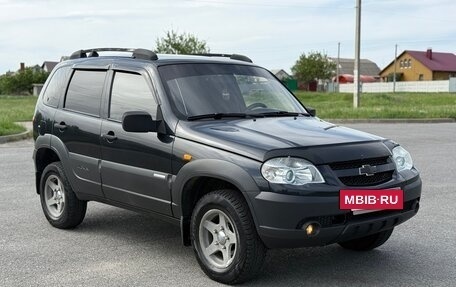 Chevrolet Niva I рестайлинг, 2010 год, 450 000 рублей, 7 фотография