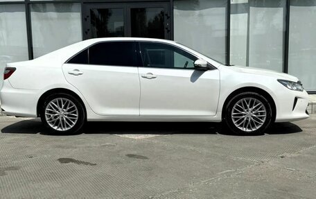Toyota Camry, 2015 год, 1 750 000 рублей, 4 фотография