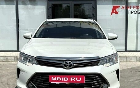 Toyota Camry, 2015 год, 1 750 000 рублей, 2 фотография