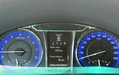 Toyota Camry, 2015 год, 1 750 000 рублей, 14 фотография