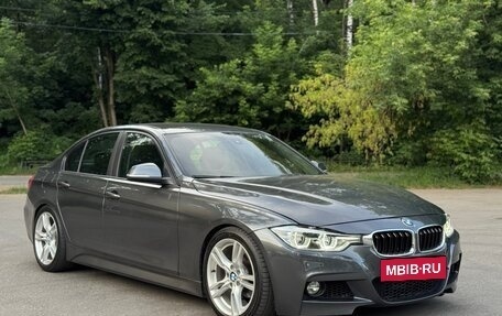 BMW 3 серия, 2018 год, 1 700 000 рублей, 2 фотография