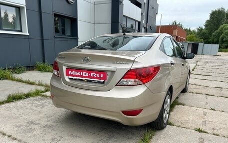 Hyundai Solaris II рестайлинг, 2013 год, 830 000 рублей, 3 фотография