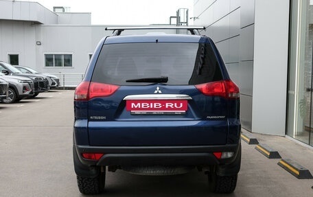 Mitsubishi Pajero Sport II рестайлинг, 2014 год, 1 999 000 рублей, 7 фотография