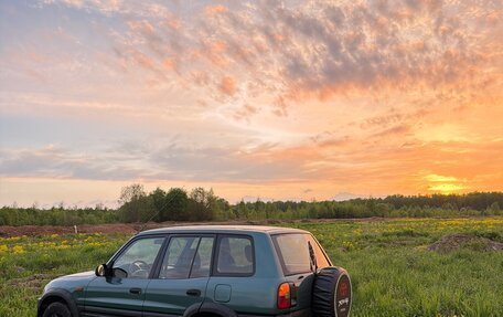 Toyota RAV4, 1997 год, 325 000 рублей, 12 фотография