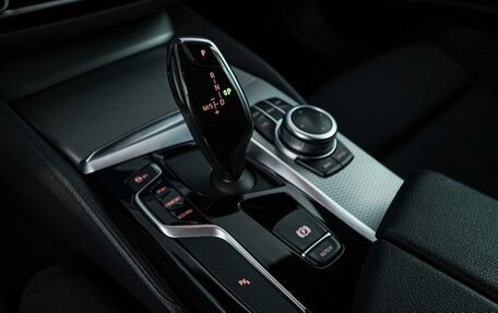 BMW 5 серия, 2020 год, 3 799 077 рублей, 15 фотография