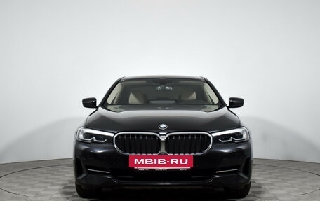 BMW 5 серия, 2021 год, 4 390 000 рублей, 2 фотография
