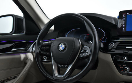 BMW 5 серия, 2021 год, 4 390 000 рублей, 21 фотография