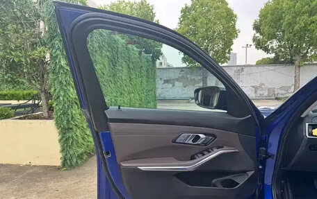 BMW 3 серия, 2022 год, 2 950 000 рублей, 12 фотография