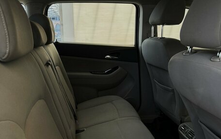 Chevrolet Orlando I, 2012 год, 810 000 рублей, 13 фотография