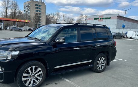 Toyota Land Cruiser 200, 2016 год, 6 000 000 рублей, 3 фотография