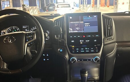 Toyota Land Cruiser 200, 2016 год, 6 000 000 рублей, 7 фотография
