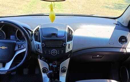 Chevrolet Cruze II, 2013 год, 700 000 рублей, 7 фотография