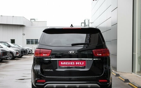 KIA Carnival III, 2019 год, 3 049 000 рублей, 7 фотография
