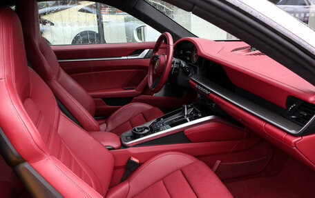 Porsche 911, 2023 год, 25 500 000 рублей, 12 фотография