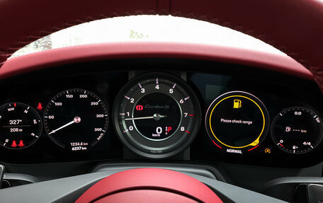 Porsche 911, 2023 год, 25 500 000 рублей, 14 фотография