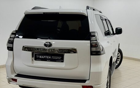 Toyota Land Cruiser Prado 150 рестайлинг 2, 2018 год, 5 300 000 рублей, 9 фотография