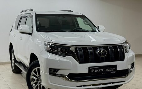 Toyota Land Cruiser Prado 150 рестайлинг 2, 2018 год, 5 300 000 рублей, 3 фотография