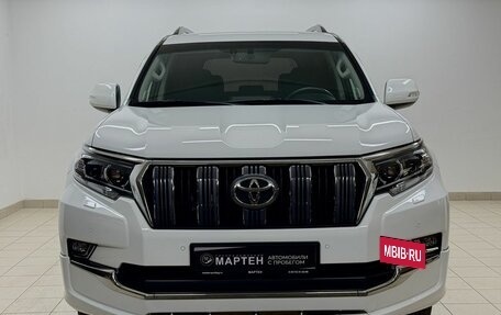 Toyota Land Cruiser Prado 150 рестайлинг 2, 2018 год, 5 300 000 рублей, 2 фотография