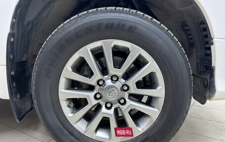 Toyota Land Cruiser Prado 150 рестайлинг 2, 2018 год, 5 300 000 рублей, 22 фотография