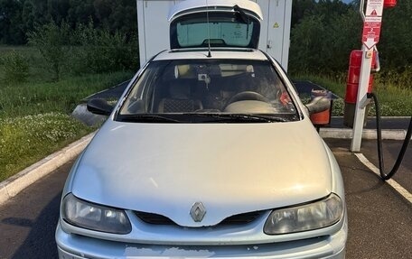 Renault Laguna II, 2000 год, 214 000 рублей, 1 фотография