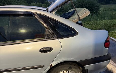 Renault Laguna II, 2000 год, 214 000 рублей, 3 фотография