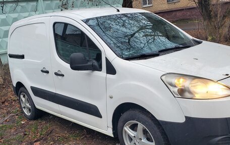 Peugeot Partner II рестайлинг 2, 2012 год, 450 000 рублей, 2 фотография