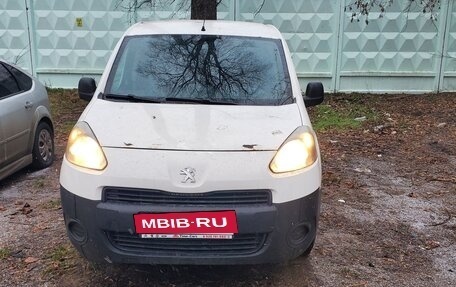 Peugeot Partner II рестайлинг 2, 2012 год, 450 000 рублей, 5 фотография