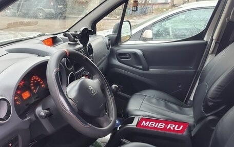 Peugeot Partner II рестайлинг 2, 2012 год, 450 000 рублей, 8 фотография