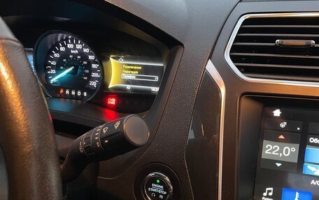 Ford Explorer VI, 2017 год, 2 910 000 рублей, 11 фотография
