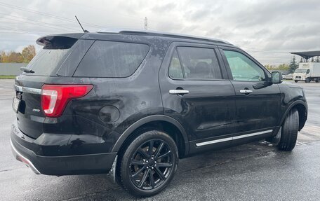 Ford Explorer VI, 2017 год, 2 910 000 рублей, 2 фотография