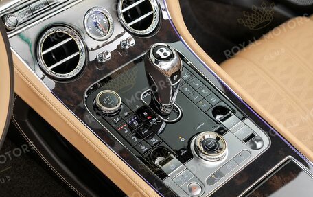 Bentley Continental GT, 2025 год, 42 000 000 рублей, 15 фотография