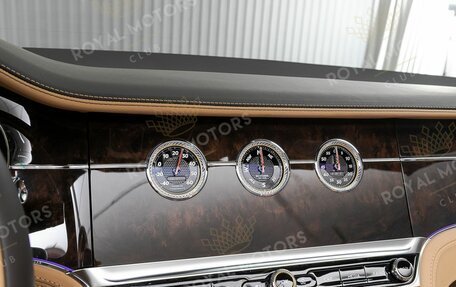 Bentley Continental GT, 2025 год, 42 000 000 рублей, 17 фотография