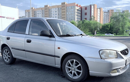 Hyundai Accent II, 2004 год, 330 000 рублей, 3 фотография