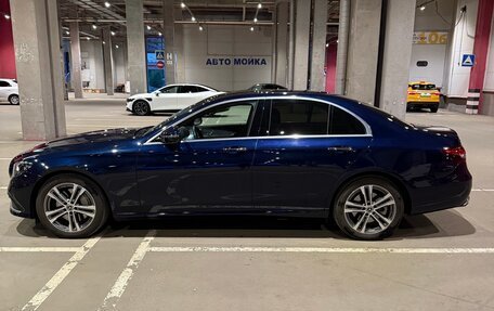 Mercedes-Benz E-Класс, 2021 год, 5 600 000 рублей, 4 фотография
