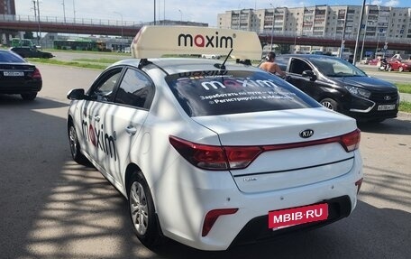 KIA Rio IV, 2017 год, 620 000 рублей, 4 фотография
