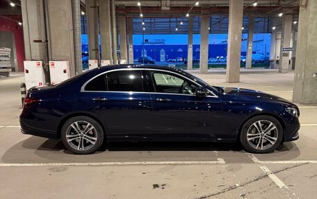 Mercedes-Benz E-Класс, 2021 год, 5 600 000 рублей, 9 фотография