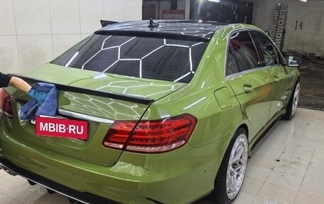 Mercedes-Benz E-Класс, 2012 год, 2 000 000 рублей, 10 фотография