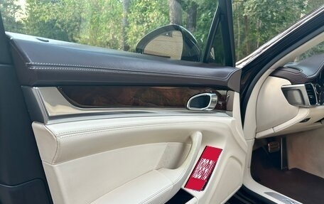 Porsche Panamera II рестайлинг, 2011 год, 2 050 000 рублей, 10 фотография
