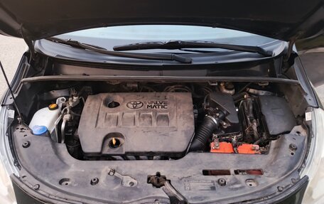 Toyota Verso I, 2010 год, 990 000 рублей, 10 фотография