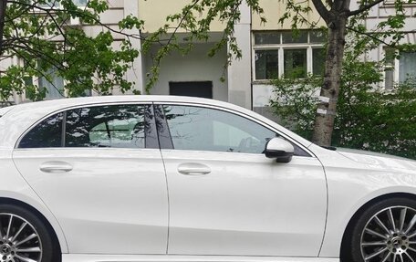 Mercedes-Benz A-Класс, 2019 год, 2 250 000 рублей, 2 фотография