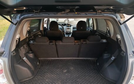 Toyota Verso I, 2010 год, 990 000 рублей, 8 фотография