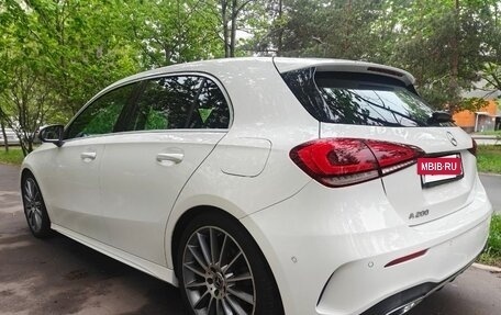 Mercedes-Benz A-Класс, 2019 год, 2 250 000 рублей, 4 фотография
