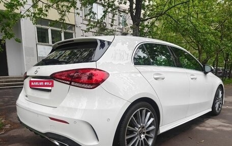 Mercedes-Benz A-Класс, 2019 год, 2 250 000 рублей, 5 фотография