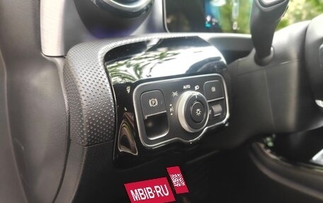 Mercedes-Benz A-Класс, 2019 год, 2 250 000 рублей, 11 фотография