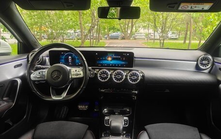 Mercedes-Benz A-Класс, 2019 год, 2 250 000 рублей, 19 фотография