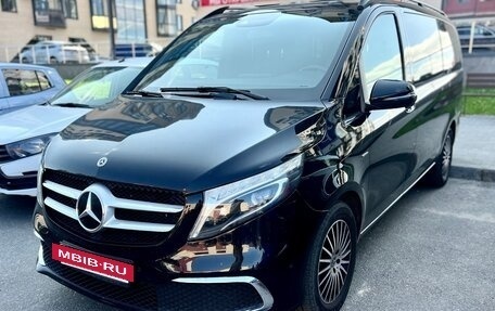 Mercedes-Benz V-Класс, 2021 год, 5 140 000 рублей, 2 фотография
