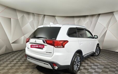 Mitsubishi Outlander III рестайлинг 3, 2019 год, 1 883 000 рублей, 2 фотография