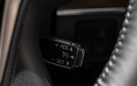 Toyota Land Cruiser 200, 2015 год, 4 995 000 рублей, 18 фотография