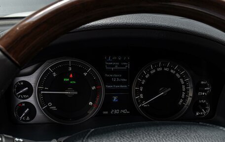 Toyota Land Cruiser 200, 2015 год, 4 995 000 рублей, 21 фотография