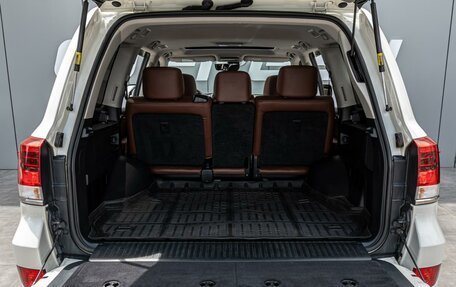Toyota Land Cruiser 200, 2015 год, 4 995 000 рублей, 26 фотография